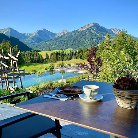 Ruhehotel & Naturresort Rehbach - Adults Only Schattwald Kültér fotó