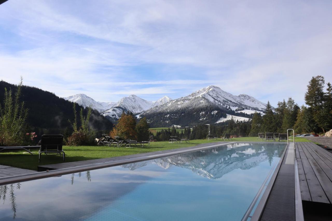 Ruhehotel & Naturresort Rehbach - Adults Only Schattwald Kültér fotó