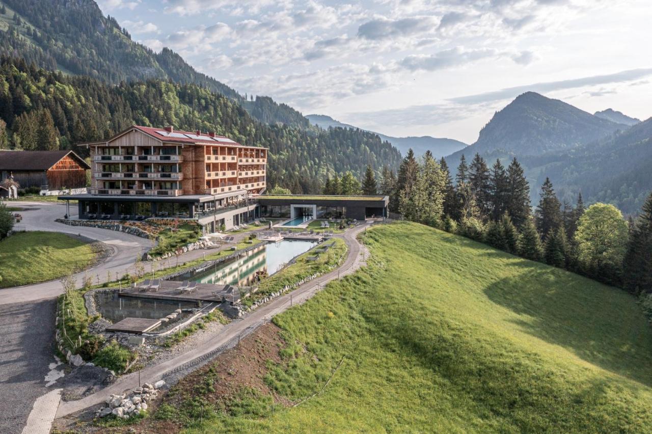 Ruhehotel & Naturresort Rehbach - Adults Only Schattwald Kültér fotó