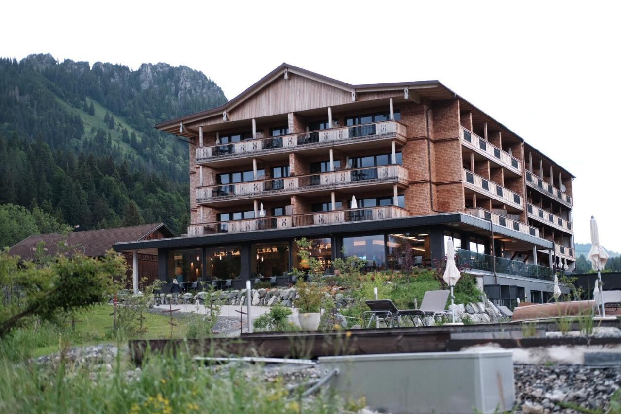 Ruhehotel & Naturresort Rehbach - Adults Only Schattwald Kültér fotó