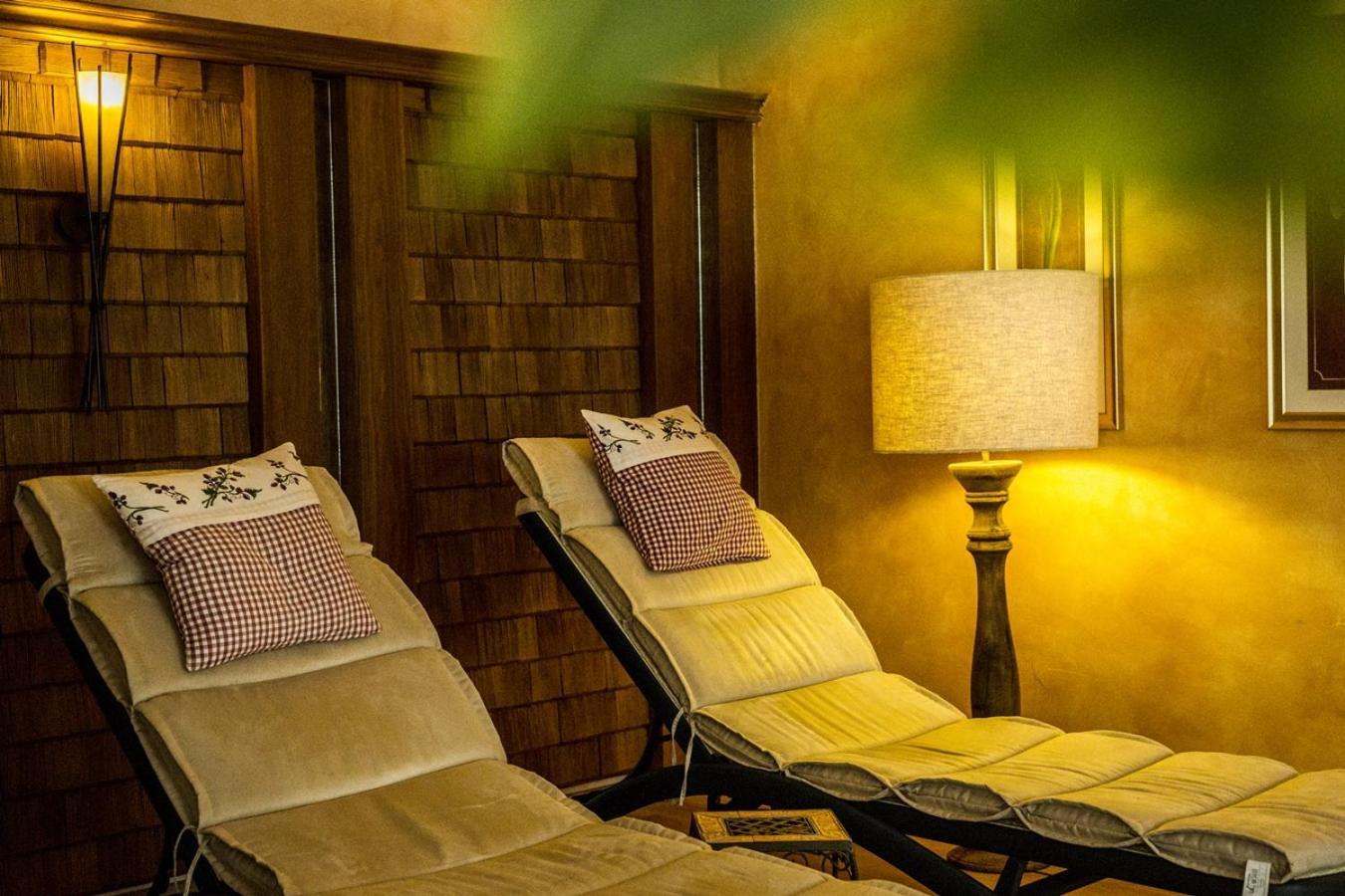 Ruhehotel & Naturresort Rehbach - Adults Only Schattwald Kültér fotó