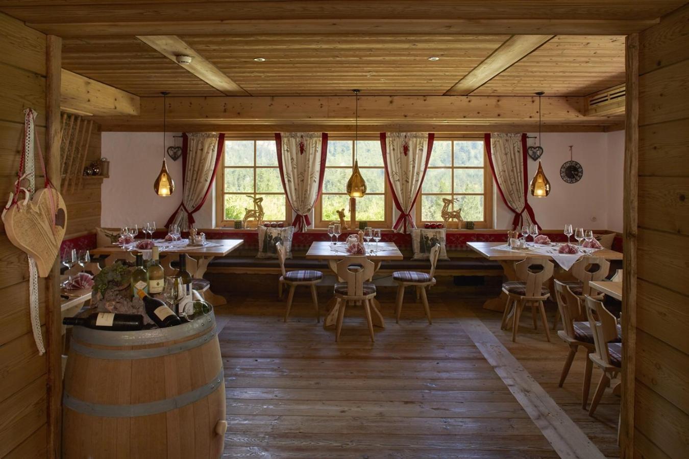 Ruhehotel & Naturresort Rehbach - Adults Only Schattwald Kültér fotó